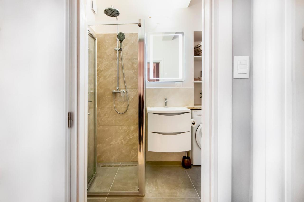Bella Campagna - Luxury Two Bedroom Apartment Ровінь Екстер'єр фото